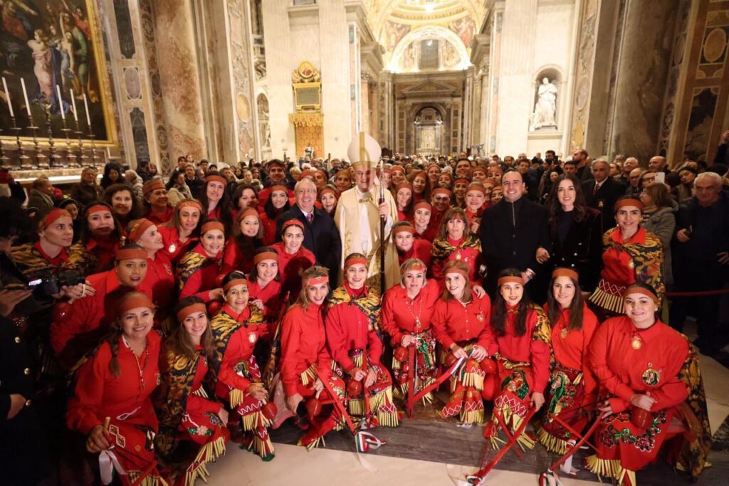 WhatsApp-Image-2024-12-08-at-9.02.38-PM-1024x683 Coahuila Brilla en el Vaticano: Tradición, Cultura y Desarrollo Económico