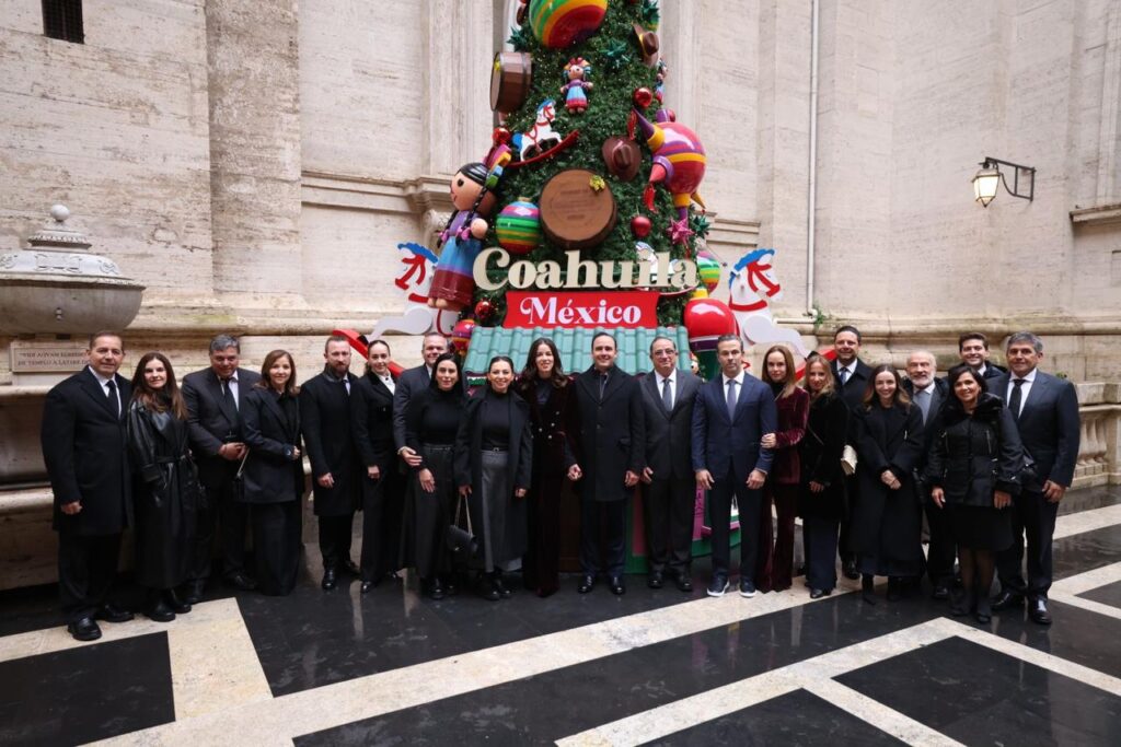 WhatsApp-Image-2024-12-08-at-9.03.00-PM-1024x683 Coahuila Brilla en el Vaticano: Tradición, Cultura y Desarrollo Económico