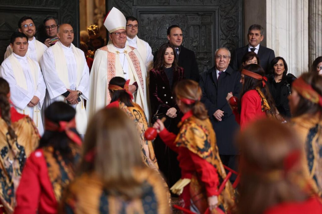 WhatsApp-Image-2024-12-08-at-9.03.45-PM-1024x683 Coahuila Brilla en el Vaticano: Tradición, Cultura y Desarrollo Económico