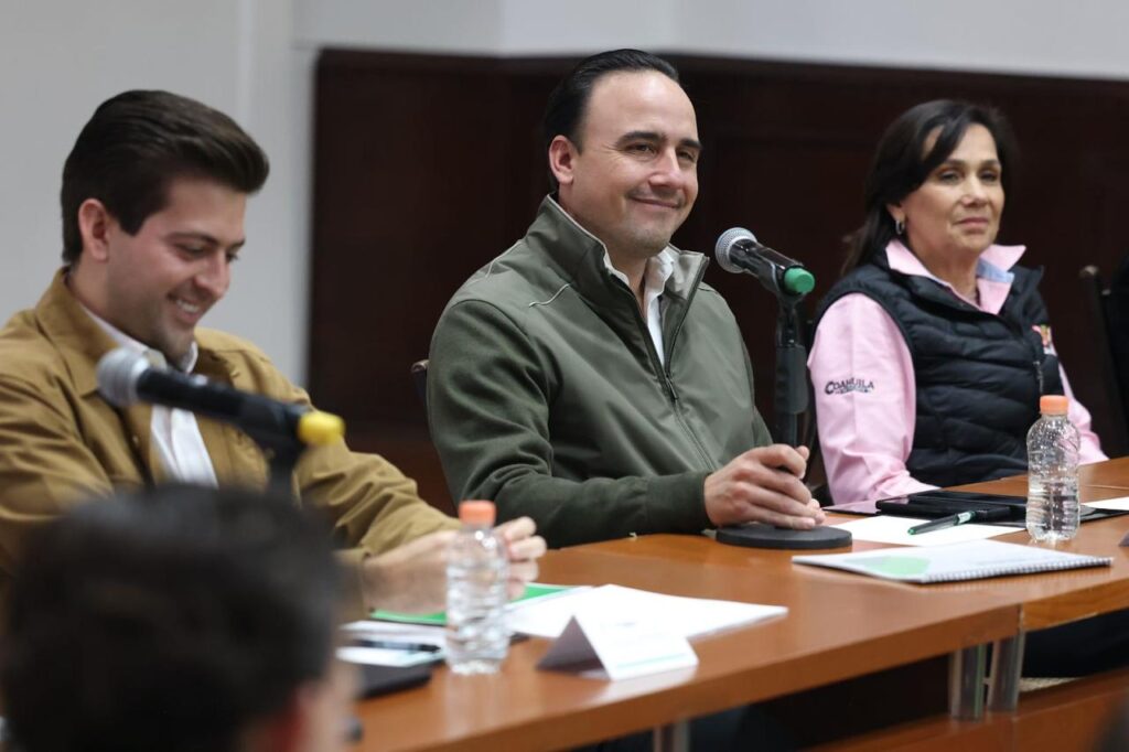 WhatsApp-Image-2024-12-19-at-9.31.07-PM-1024x682 Gobierno de Coahuila cierra con avances el 2024  y redoblarán esfuerzos en 2025 🚀
