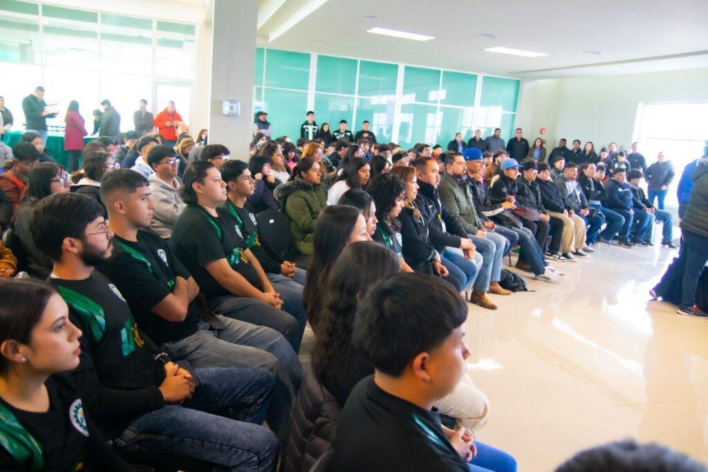 6f33fe28-b7de-4c83-9742-31cabc0190b6-1024x682 Instalan Consejo Ciudadano “Jóvenes Pa’ Delante” en la Región Carbonífera