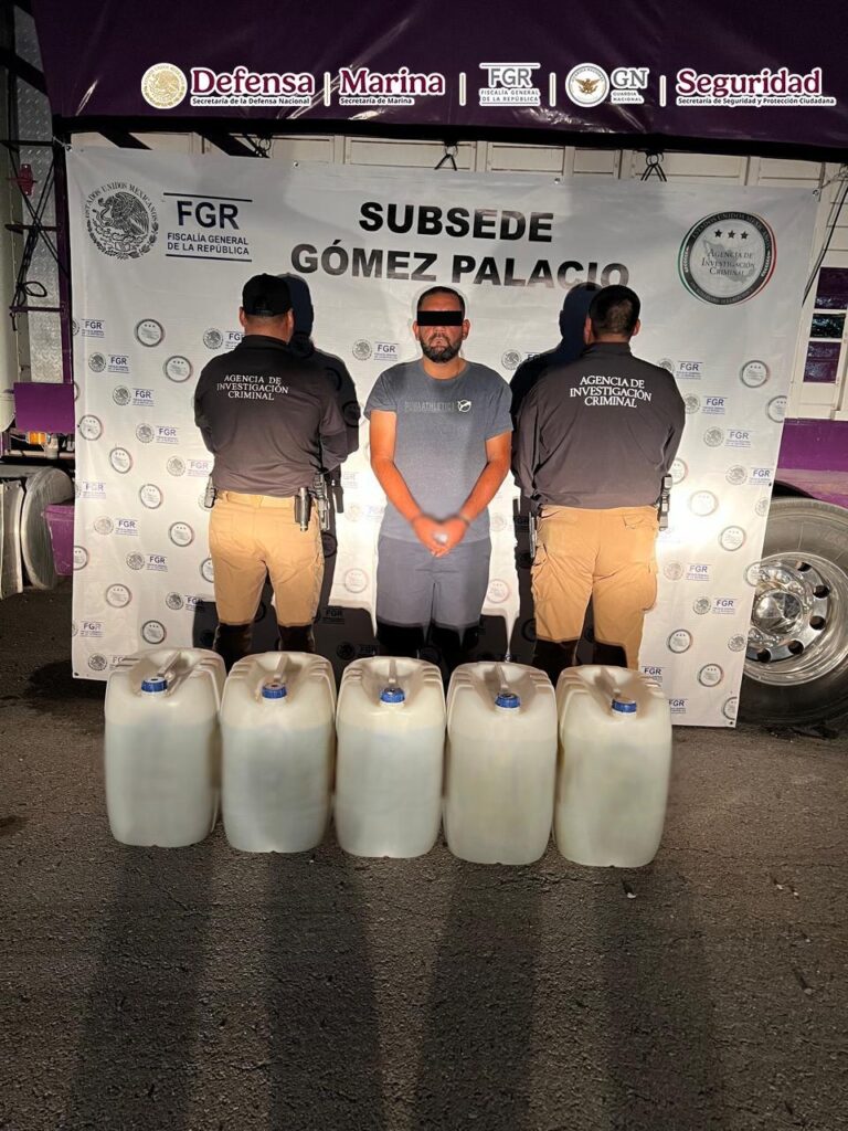 b96bd665-3221-4225-be9a-6ad517dc888b-768x1024 En Operativo Federal en Durango y Coahuila Incautan 250 Litros de Heroína y 50 Kilos de Metanfetamina
